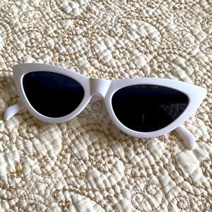 🌟5/$30 - White Cat Eye Sunglasses